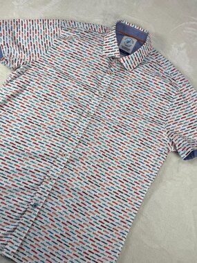 A Fish Named Fred Cadillac Print Short Sleeve Button Down Mens L Cars Colorful